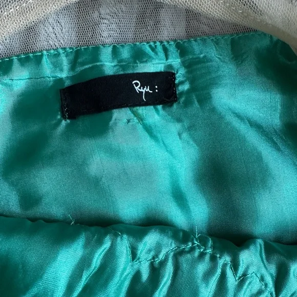 Sleeveless midi shift dress with sheer straps and hibiscus floral appliqués - Picture 4 of 7